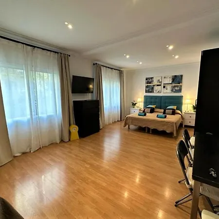 In The Center Of Bed & Breakfast Barcelona
